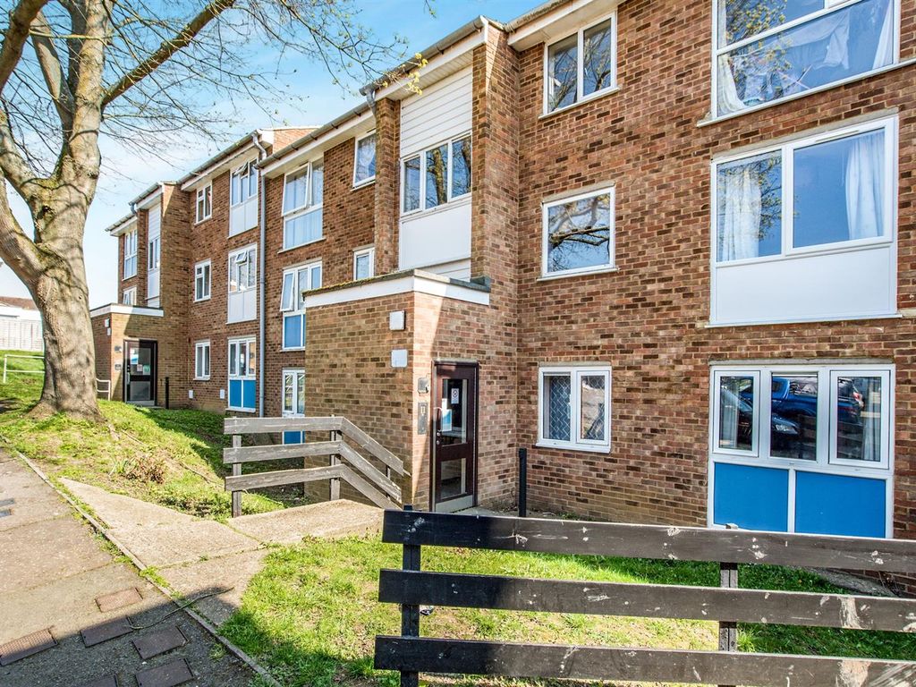 Cleves Road, Hemel Hempstead HP2  