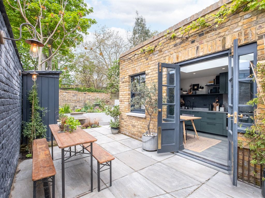 2 bed flat for sale in Shakespeare Road, London SE24 Zoopla