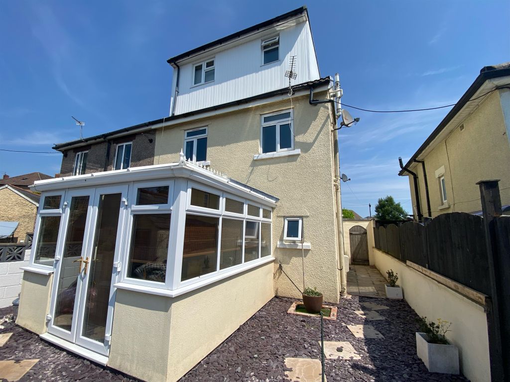 3 bed semidetached house for sale in Bulwark Road, Bulwark, Chepstow