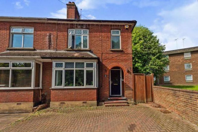 3 bed semidetached house for sale in Bedford Road, Houghton Regis
