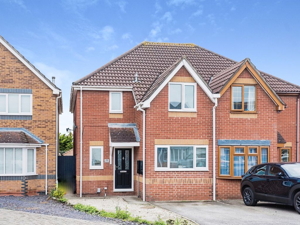 3 bed semidetached house for sale in Copse Avenue, Swindon SN1 Zoopla
