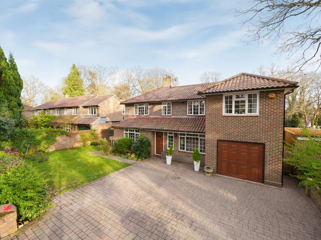 4 bed detached house for sale in Paxton Gardens, Woodham, Addlestone GU21, £1,250,000 Zoopla