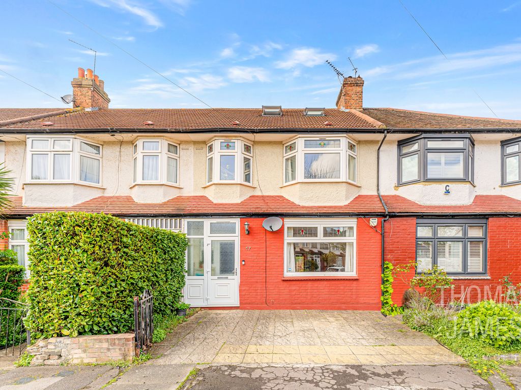 5 bed terraced house for sale in Hereward Gardens, Palmers Green N13, £