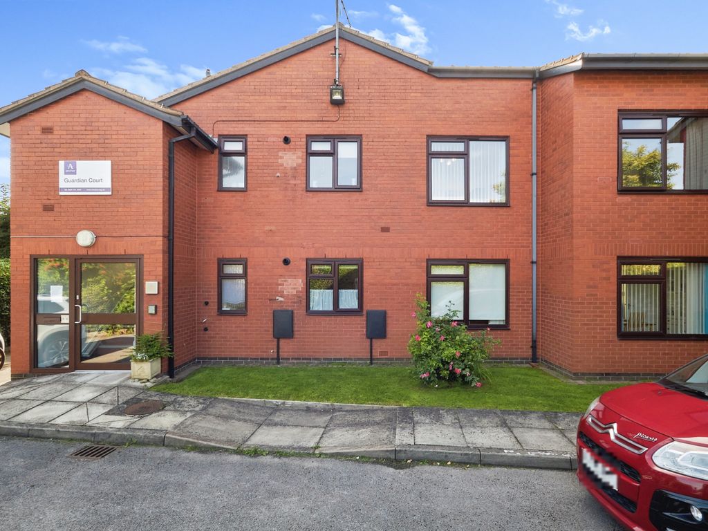 2 bed flat for sale in Guardian Court, Nottingham, Nottinghamshire NG8