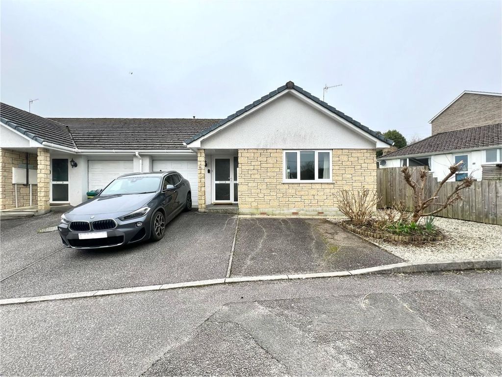 2 bed semidetached bungalow for sale in Ledrah Gardens, St. Austell