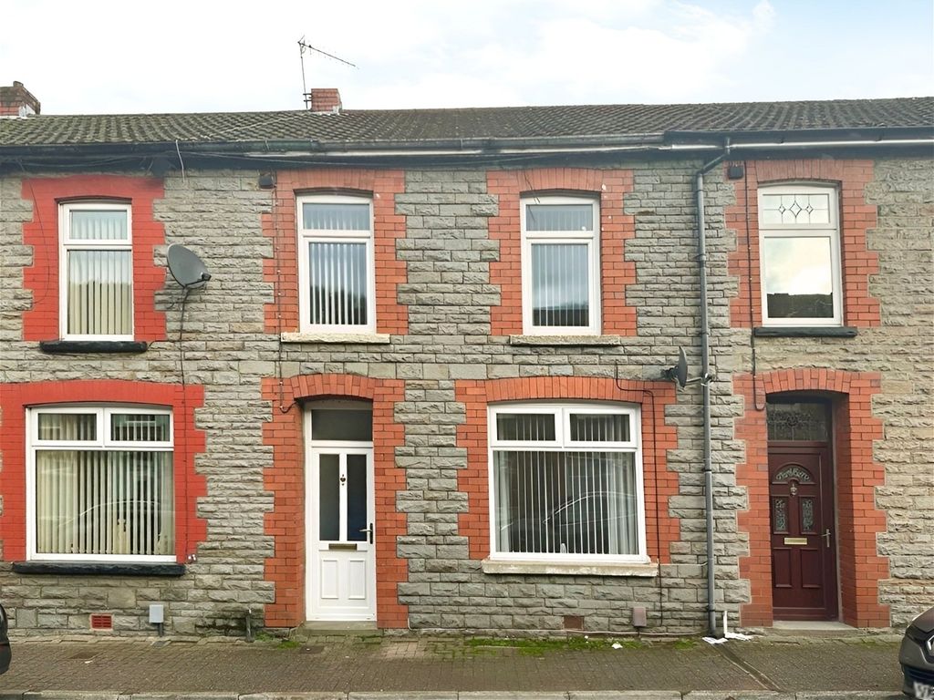 4 bed terraced house for sale in Danylan Road, Maesycoed, Pontypridd