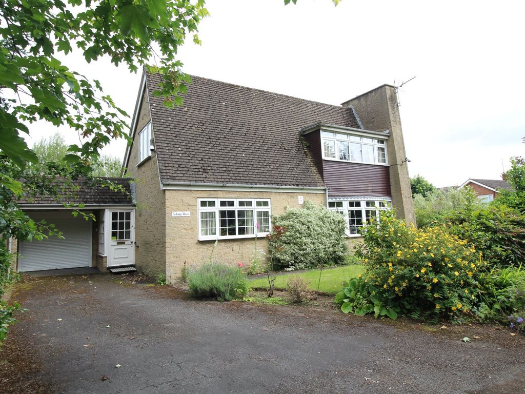 3 bed detached house for sale in School Road, Bulkington, Bedworth