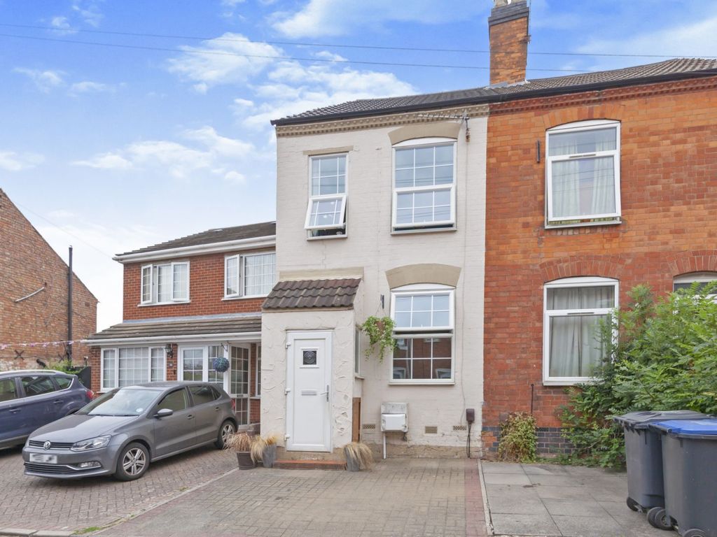 4 bed semidetached house for sale in Gopsall Road, Hinckley LE10 Zoopla