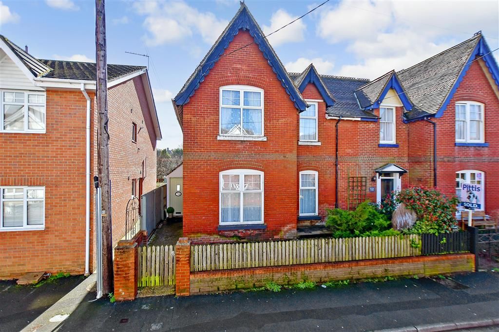 2 bed for sale in Granville Road, Totland Bay, Isle Of Wight