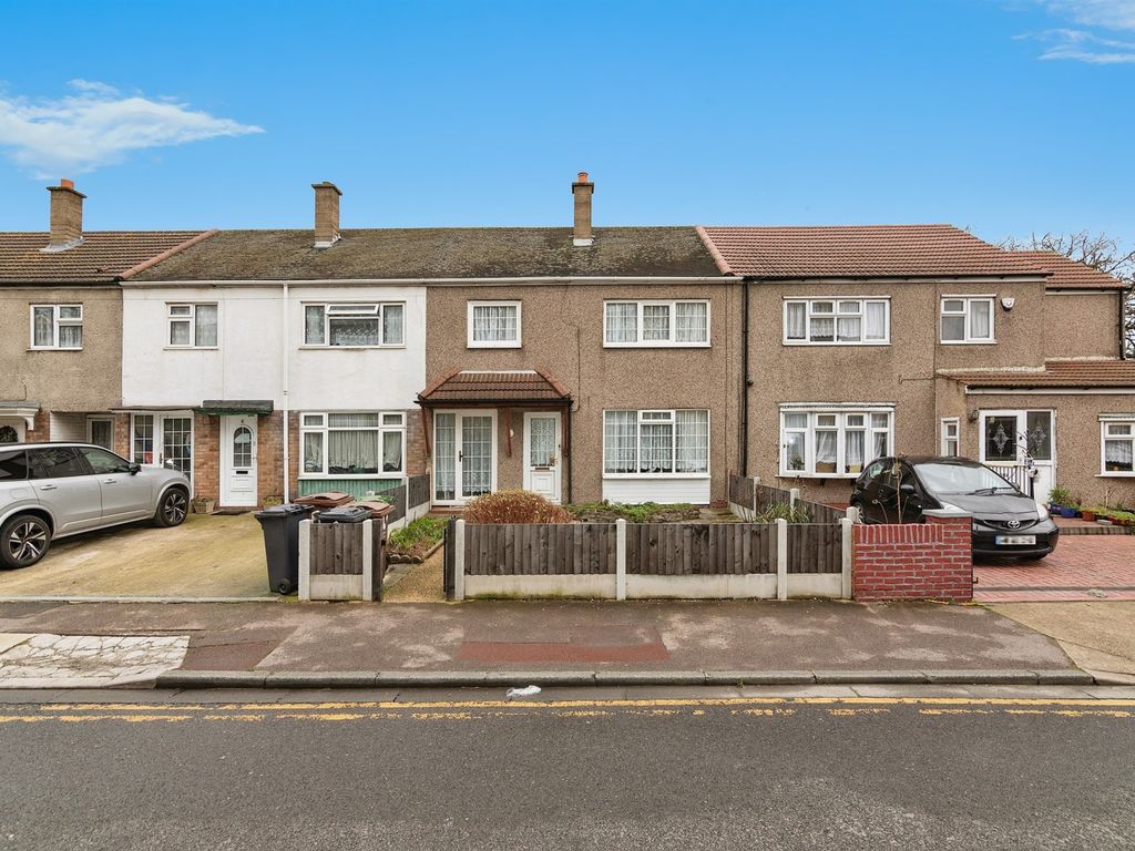 3 bed terraced house for sale in Endeavour Way, Barking IG11, £385,000