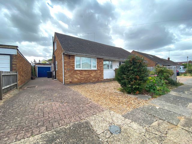 Parklands Crescent Spinney Hill Northampton NN3  