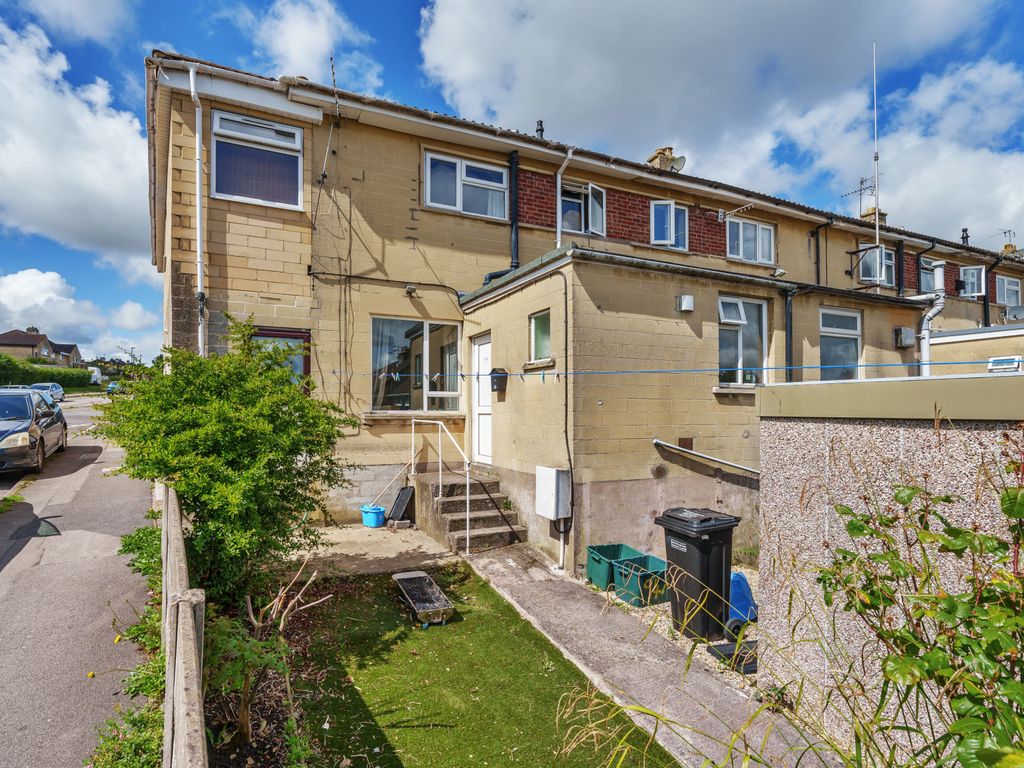 3 bed for sale in Mount Road, Southdown, Bath, Somerset BA2
