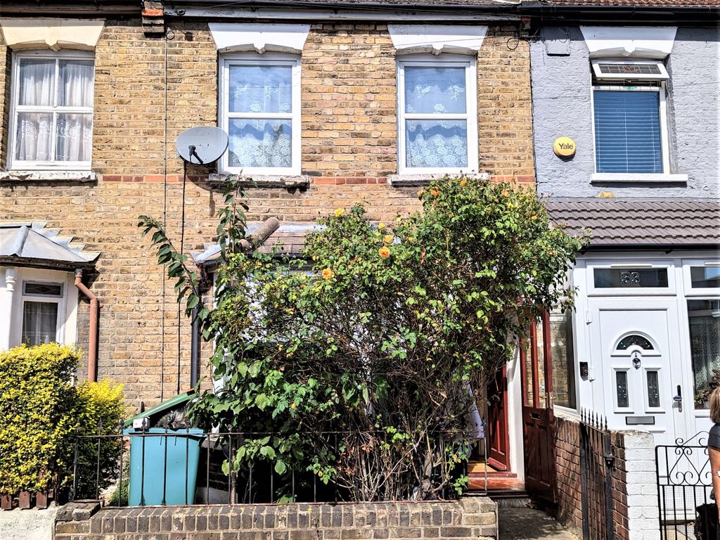 2 bed terraced house for sale in Jedburgh Road, London E13, £379,995