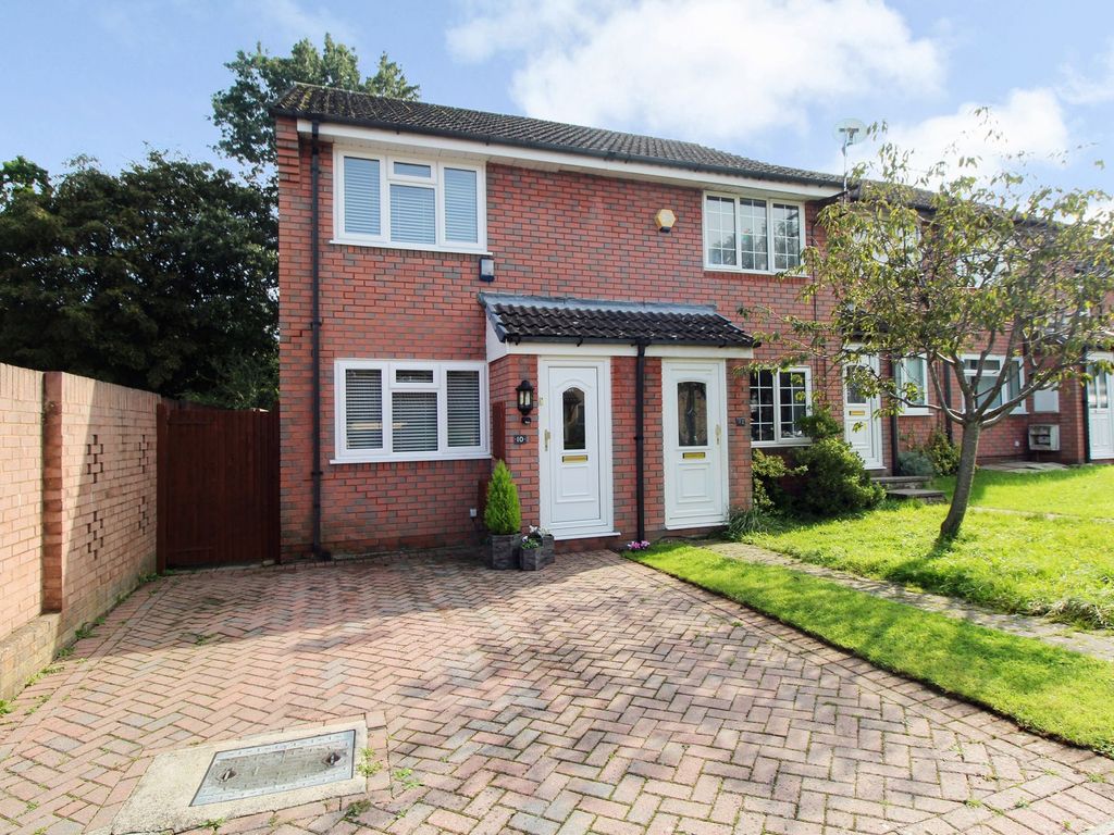 2 bed end terrace house for sale in Lynn Close, West End SO18, £270,000