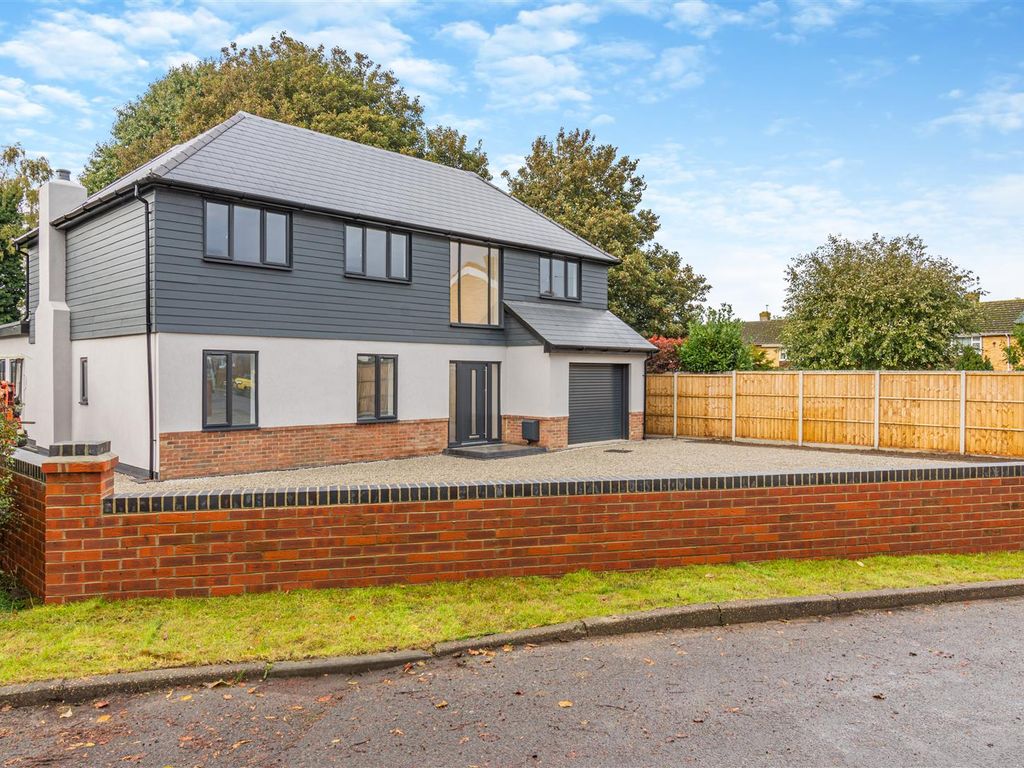 5 bed detached house for sale in Pickering Street, Loose, Maidstone