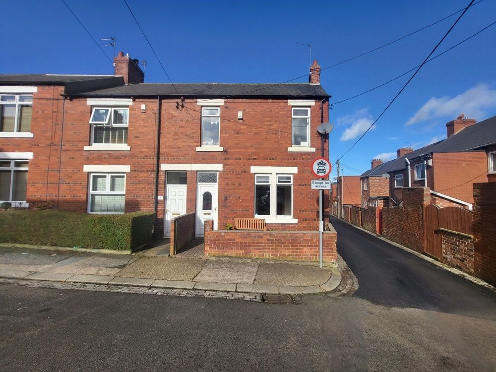 3 bed end terrace house for sale in Elm Street, Newcastle Upon Tyne