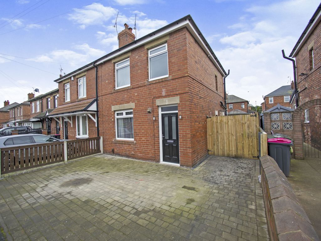 3 bed semidetached house for sale in Wheatley Road, Kilnhurst