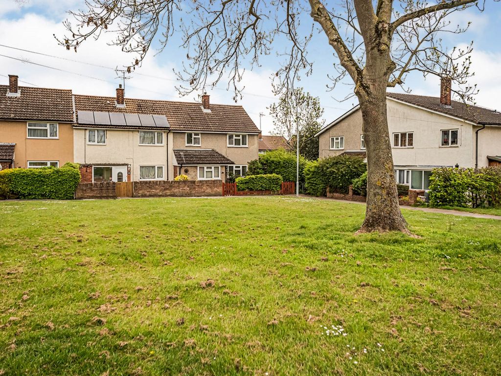3 bed end terrace house for sale in Hyde Green, Stevenage SG2 Zoopla