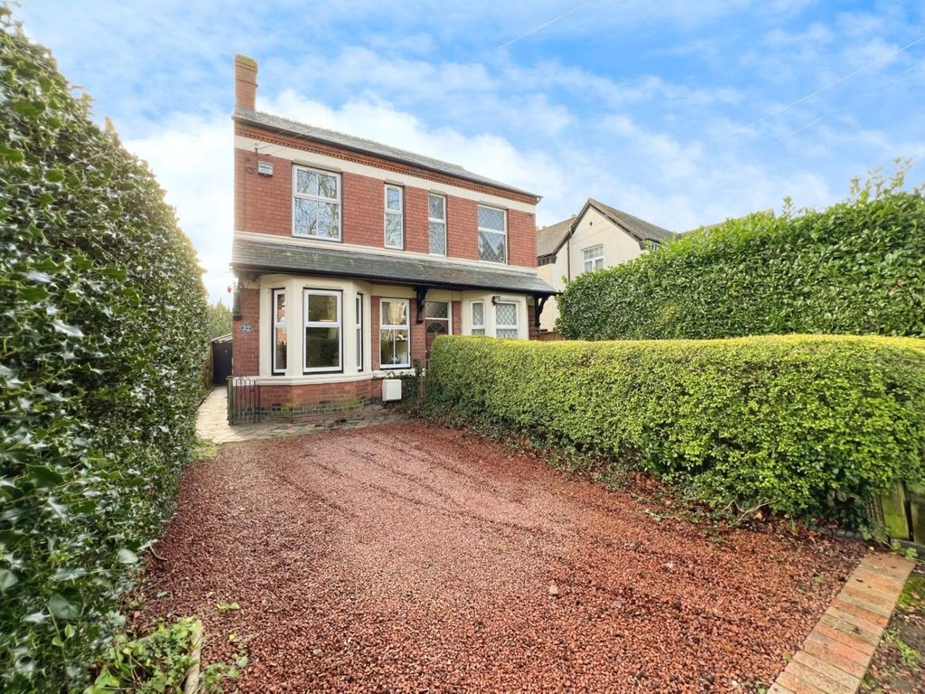 3 bed property for sale in South Avenue, Stoke, Coventry CV2, £400,000