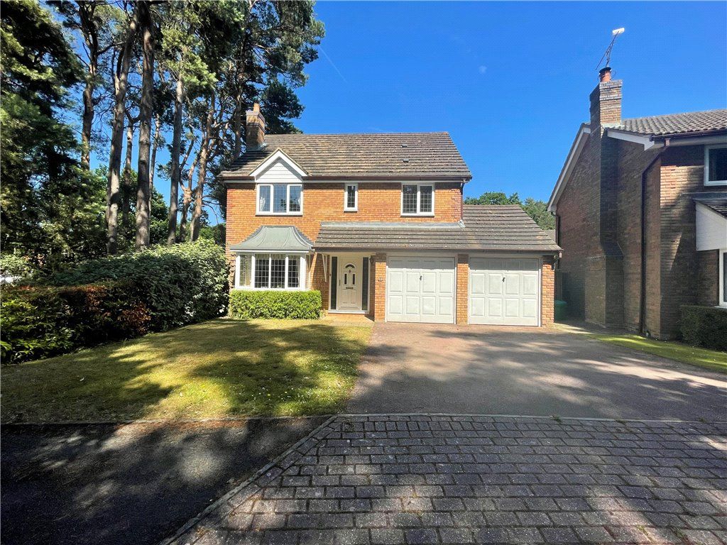 4 bed detached house for sale in Polyanthus Way, Crowthorne, Berkshire