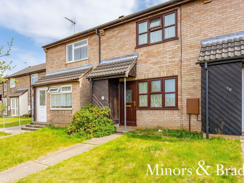 1 bed terraced house for sale in Harebell Way, Lowestoft NR33, £110,000