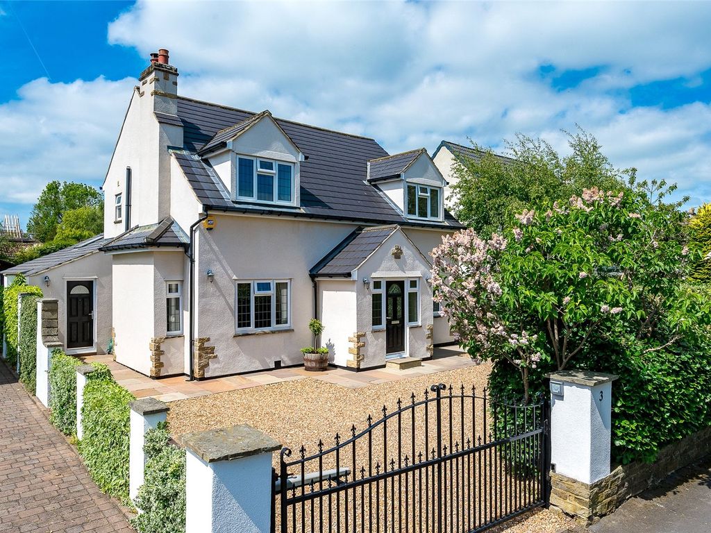 4 bed detached house for sale in Wynmore Avenue, Bramhope, Leeds, West