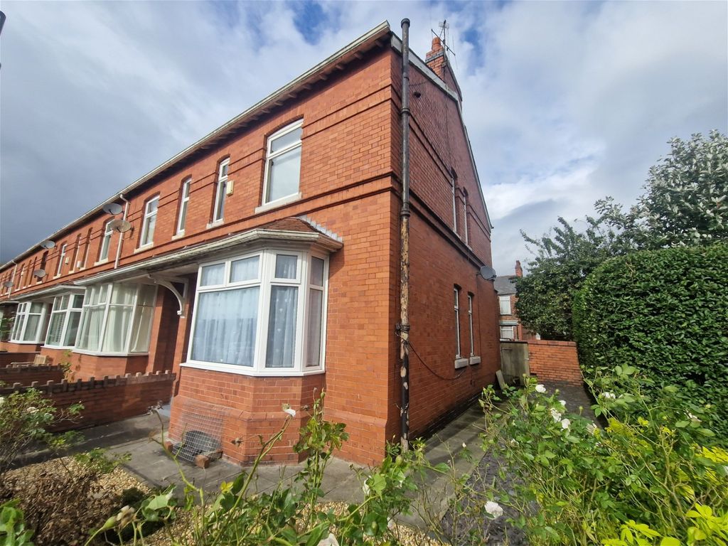 3 bed end terrace house for sale in Fulford Street, Manchester M16, £300,000 Zoopla