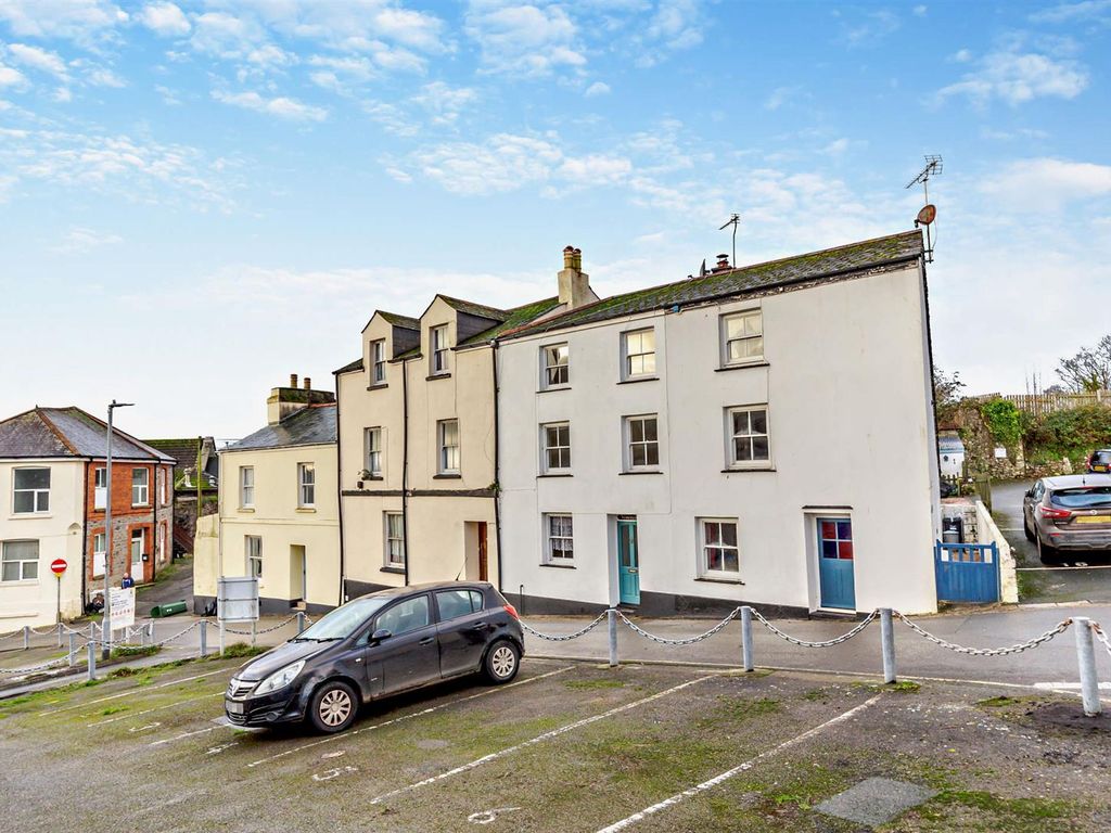 3 bed property for sale in North Street, St. Austell PL25, £150,000 Zoopla