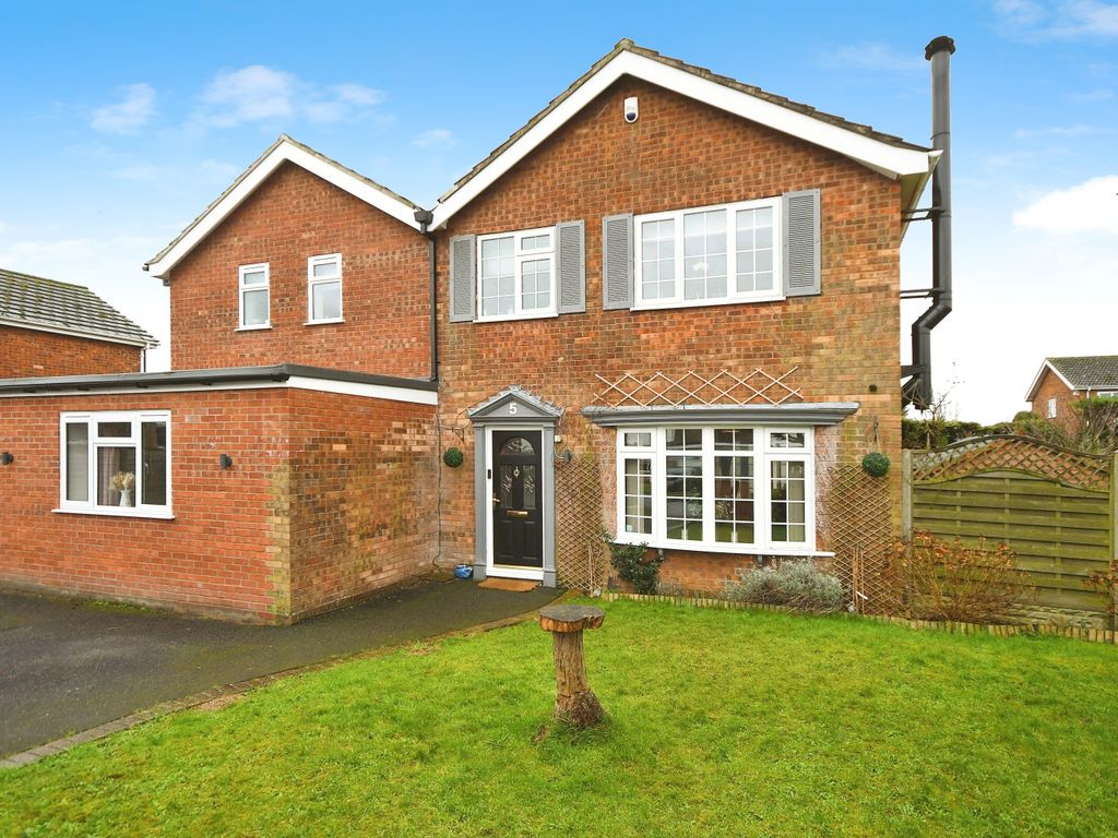 5 bed detached house for sale in Moor Park, Ruskington, Sleaford NG34, £385,000 Zoopla