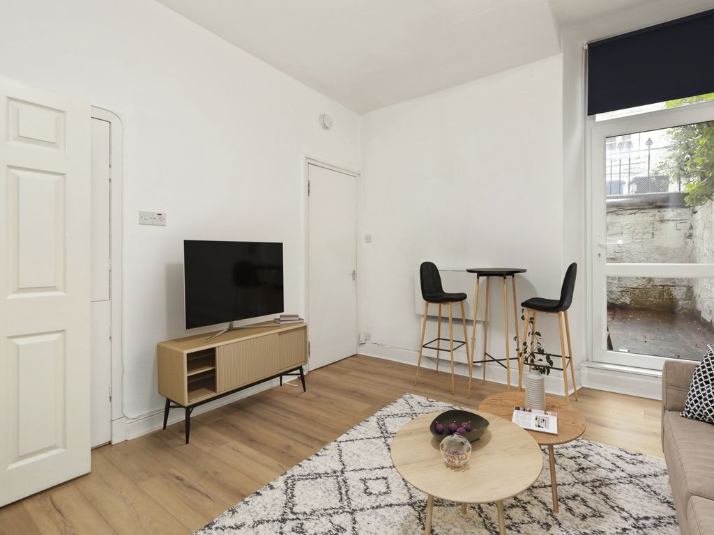 2/1 Glen Street, Tollcross, Edinburgh EH3  