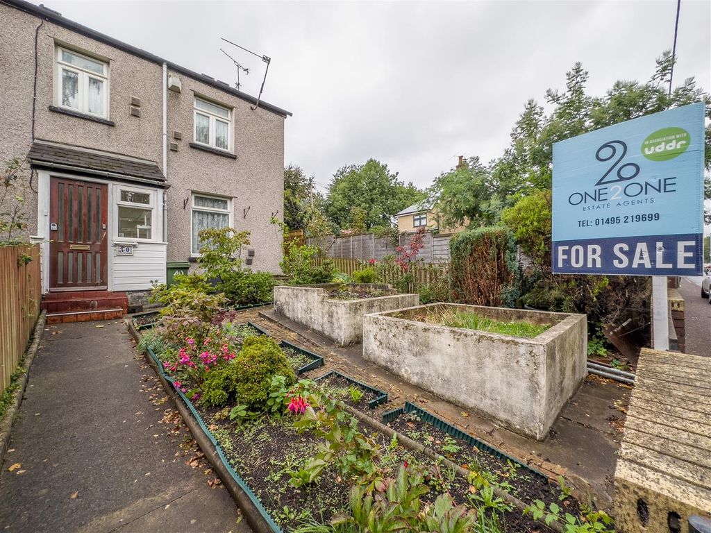 3 bed end terrace house for sale in Station Road, Griffithstown