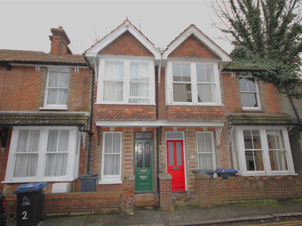2 bed property to rent in Kirbys Lane, Canterbury CT2, £1,250 pcm Zoopla