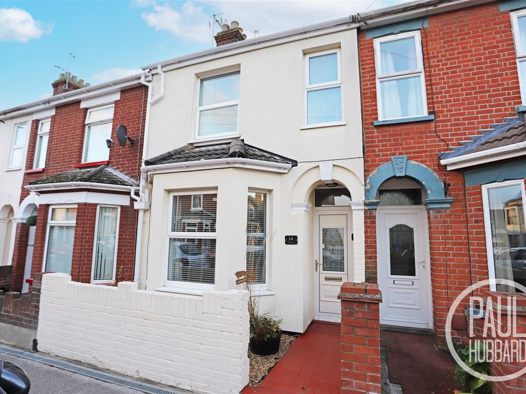 3 bed terraced house for sale in Winnipeg Road, Lowestoft NR32, £