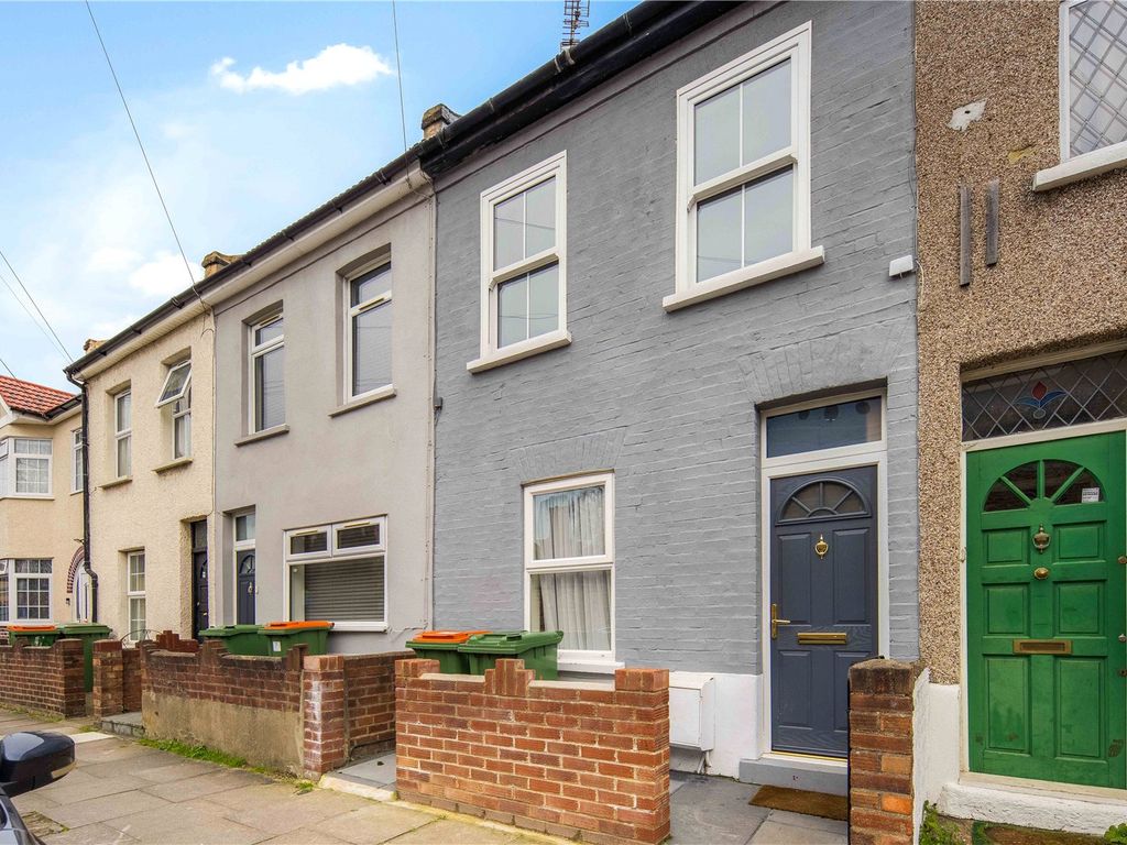 2 bed terraced house to rent in Martha Road, Stratford, London E15, £