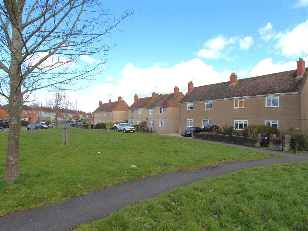 3 bed property for sale in New Fosseway Road, Hengrove, Bristol BS14