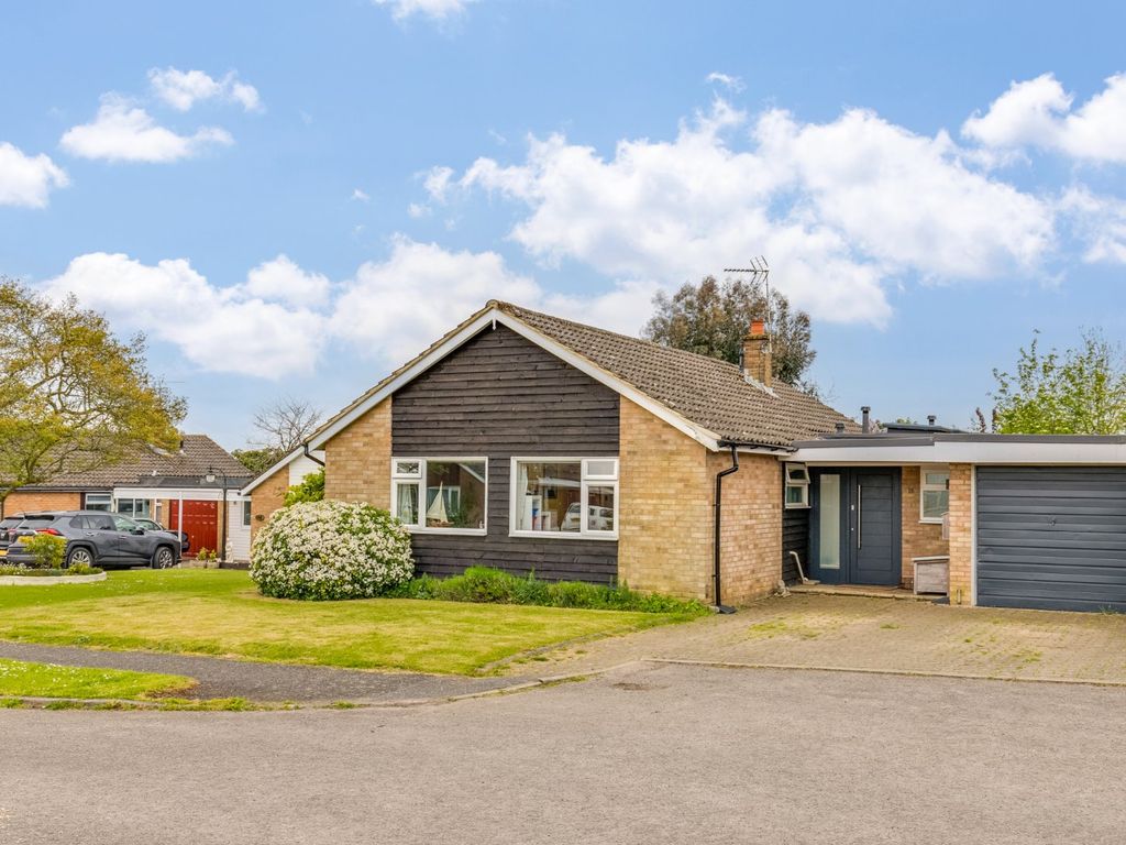 4 bed bungalow for sale in Raffin Park, Datchworth, Hertfordshire SG3