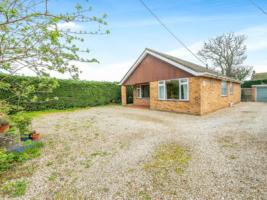 3 bed detached bungalow for sale in St. Faiths Road, Old Catton