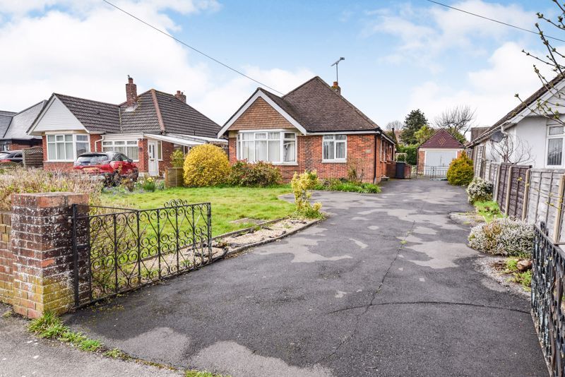 4 bed detached bungalow for sale in Park Lane, Bedhampton, Havant PO9 Zoopla