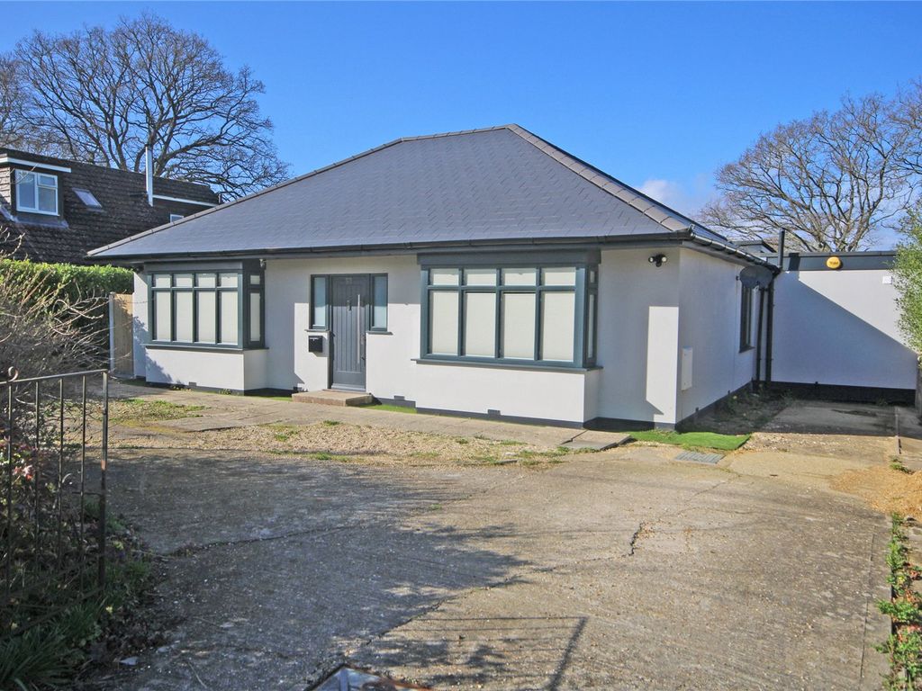 3 bed bungalow for sale in Manor Road, New Milton, Hampshire BH25 Zoopla