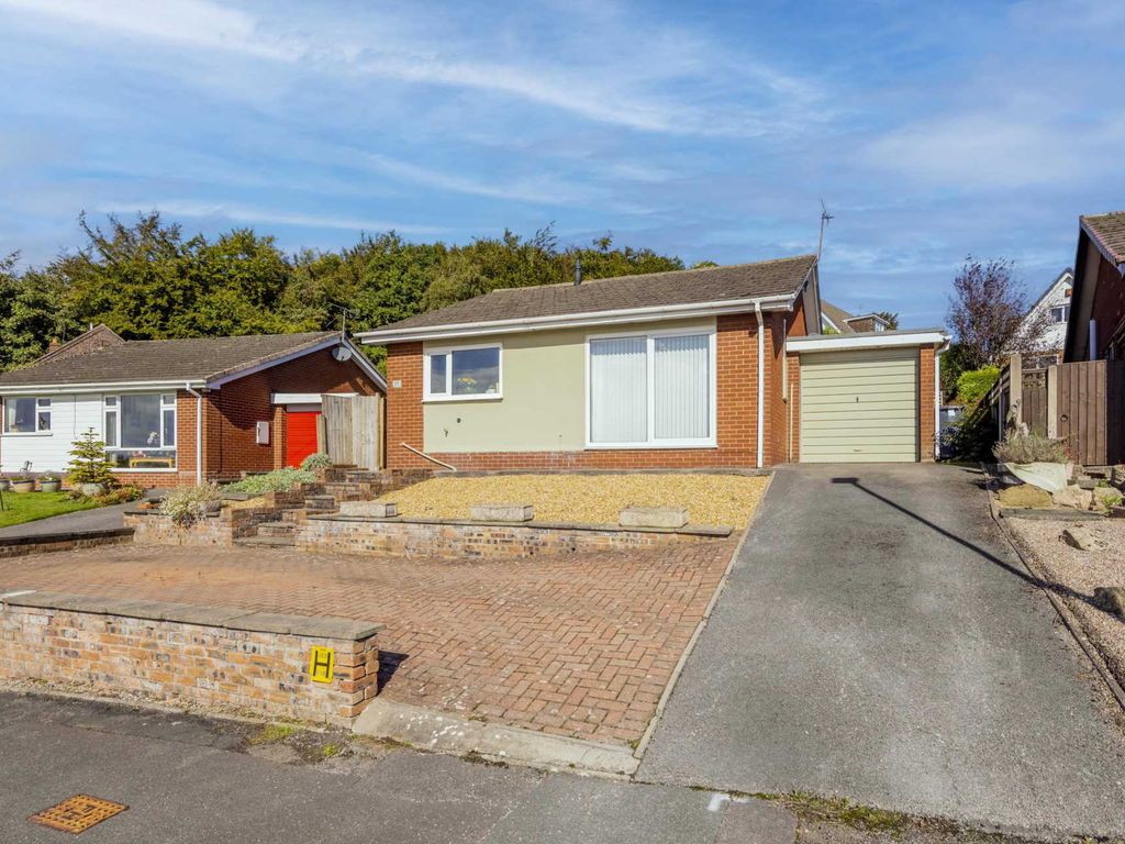 3 bed detached bungalow for sale in Hilwood Road, Madeley CW3 Zoopla