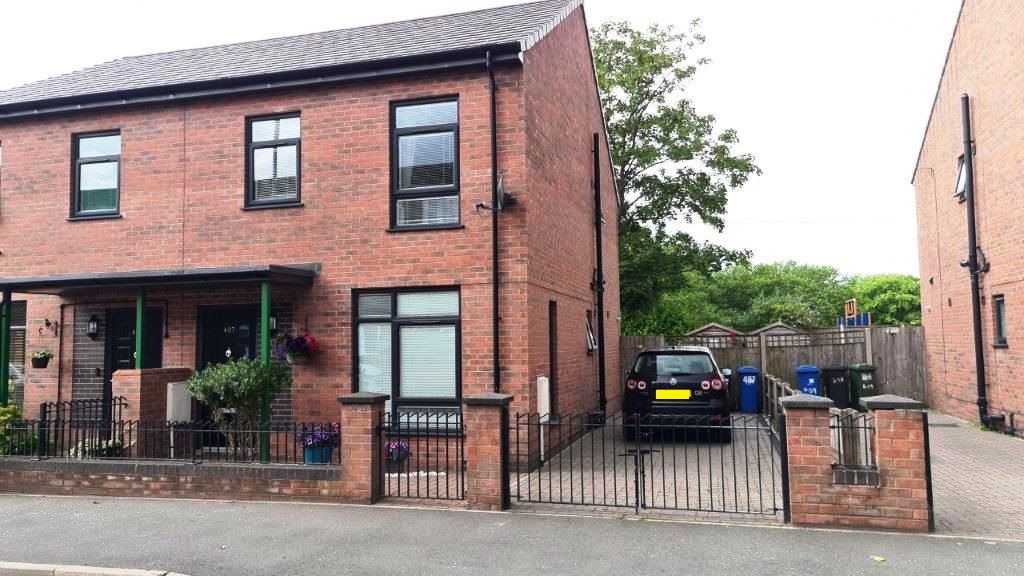 3 bed semidetached house for sale in Edge Lane, Droylsden, Manchester