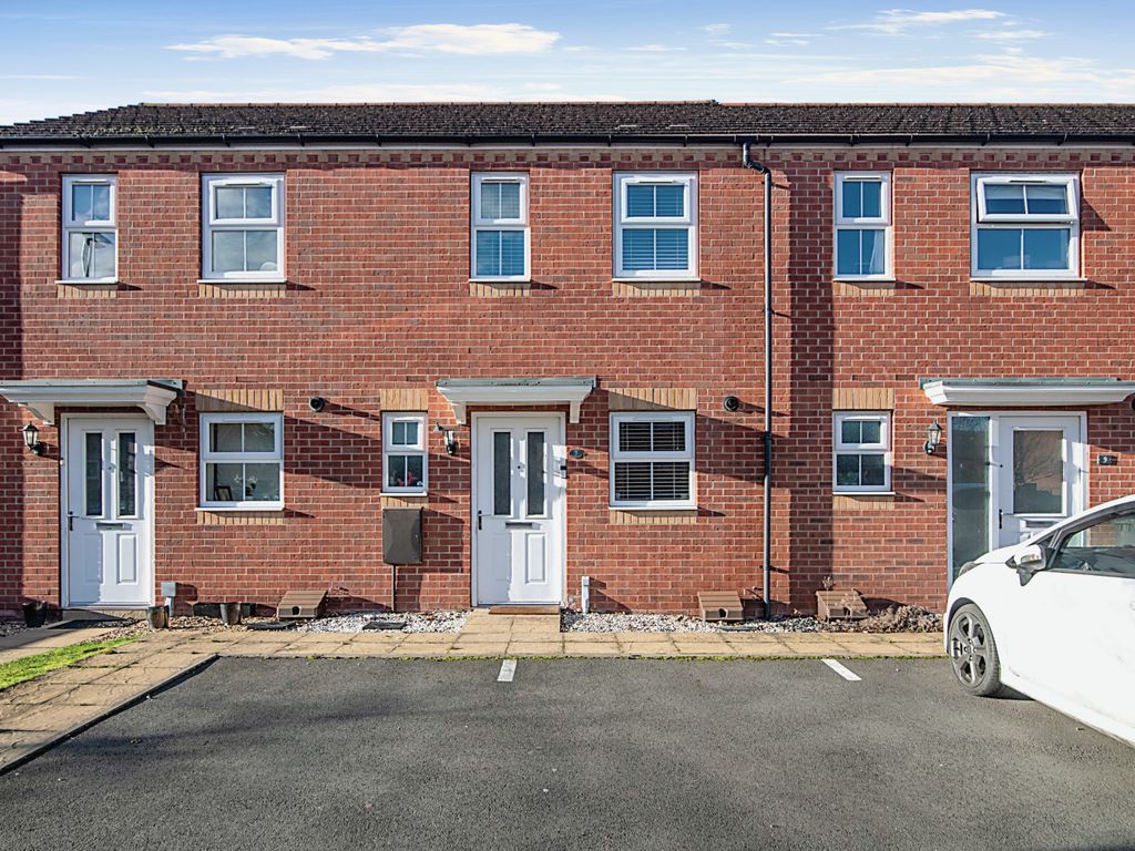 2 bed terraced house for sale in Kemble Street, Redditch