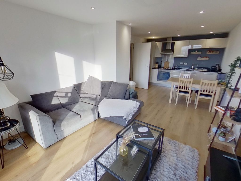 2 bed flat to rent in Cross Green Lane, Leeds City Centre, Leeds LS9