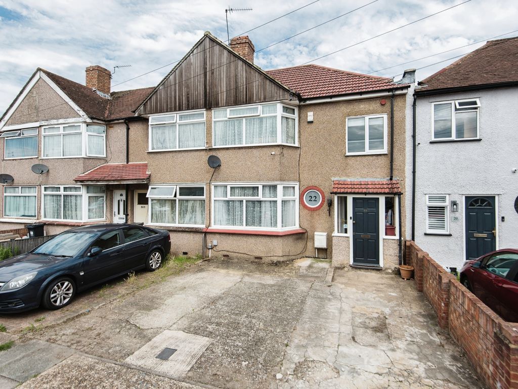 3 bed terraced house for sale in Hanover Avenue, Feltham TW13, £500,000