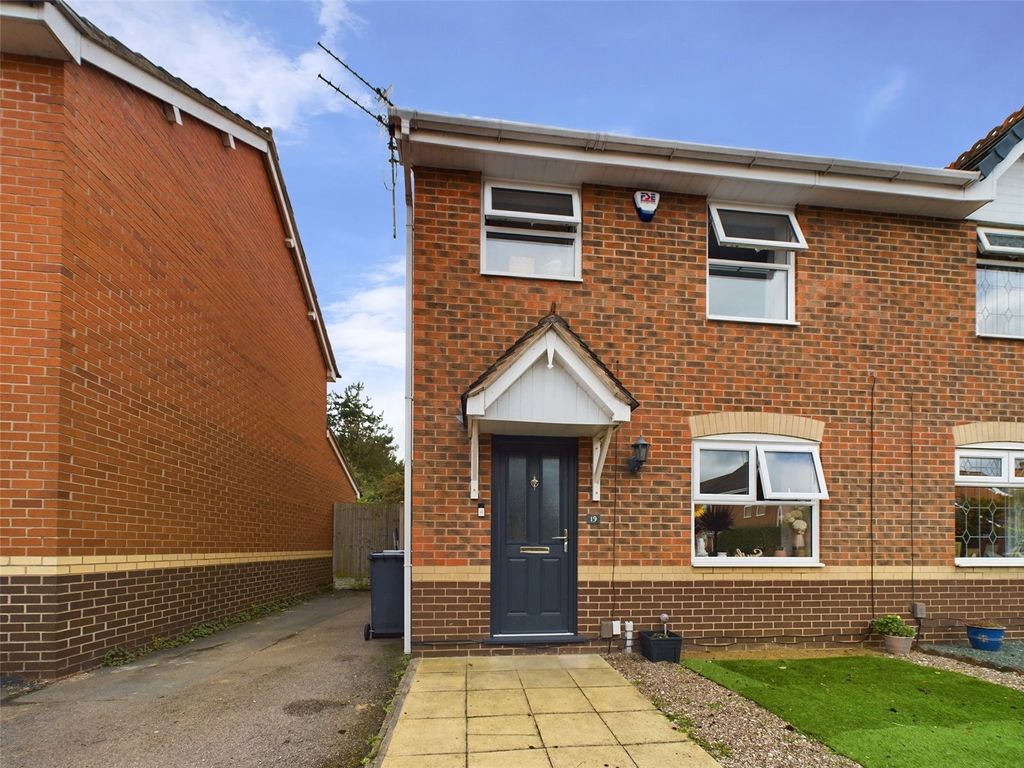 3 bed semidetached house for sale in Lonsdale Drive, Toton, Nottingham