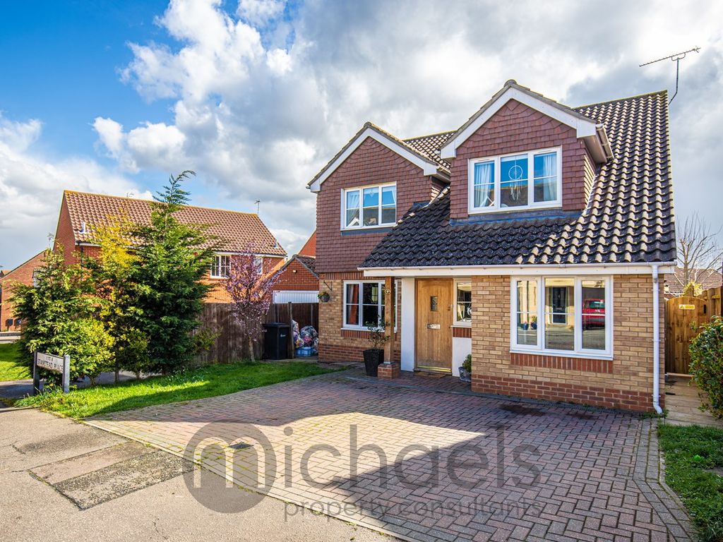 5 bed detached house for sale in Stanstead Place, Stanstead Road