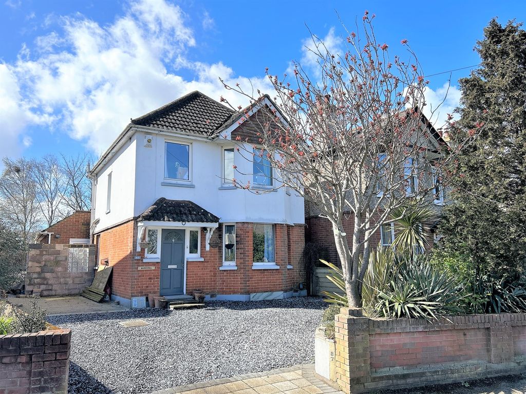 4 bed detached house for sale in Tatnam Road, Poole BH15 Zoopla