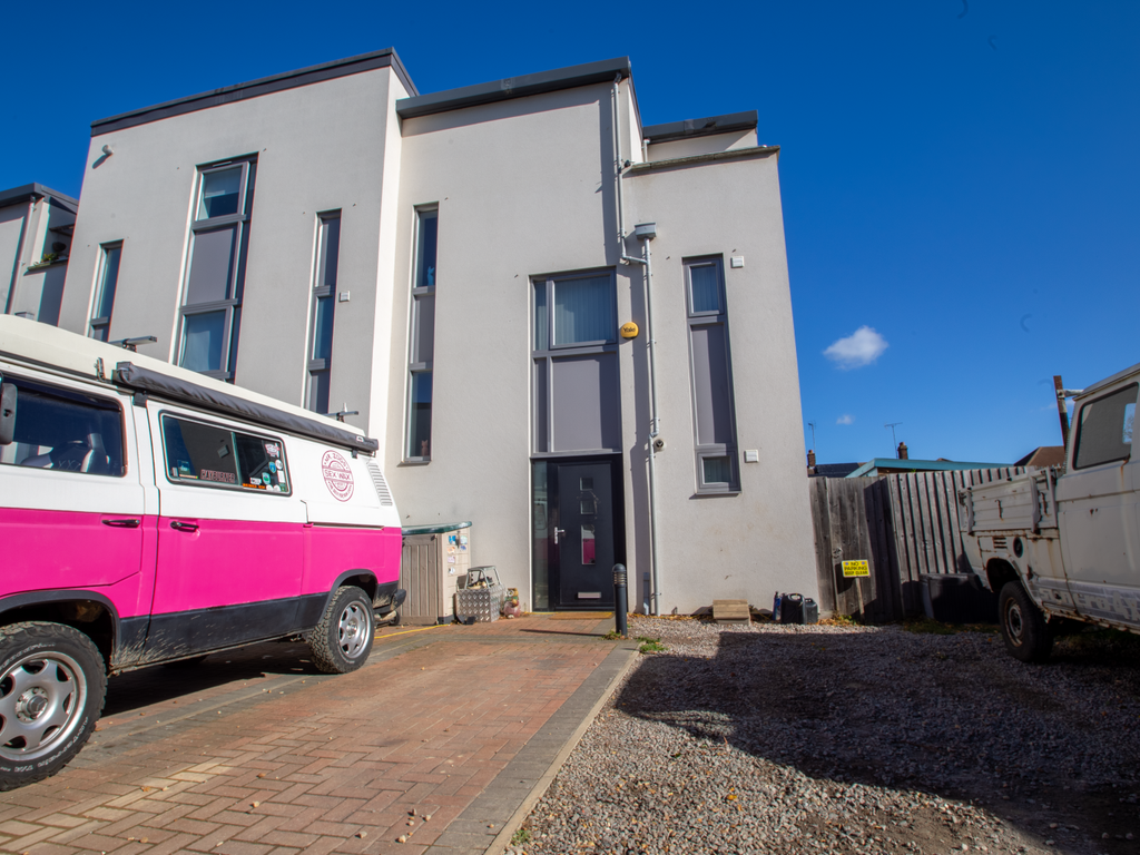 Rowledge Court, Walton, Peterborough, Cambridgeshire PE4  