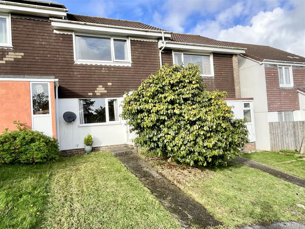 2 bed terraced house for sale in Manor Way, Helston TR13 Zoopla