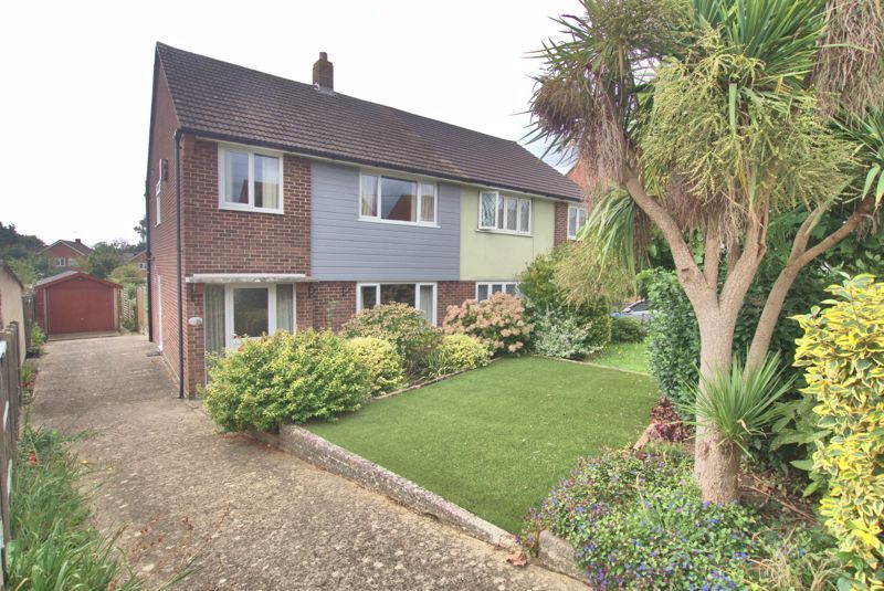 3 bed semidetached house for sale in Denbigh Drive, Fareham PO16, £